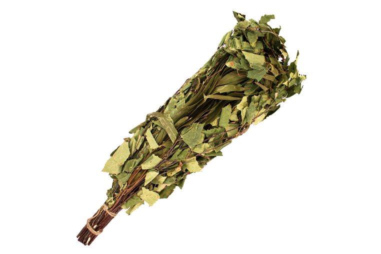 Originale finnische Saunarute aus Eukalyptus und Birke - Saunawedel, Saunaast - Studiobild Originale finnische Saunarute aus Eukalyptus und Birke - Saunawedel, Saunaast - Studiobild