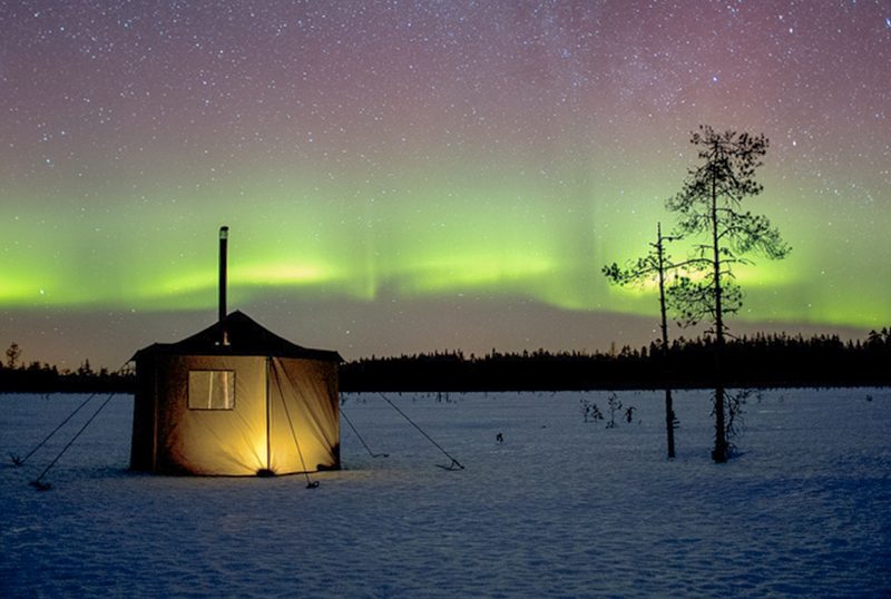 Zeltsauna in nordischer Winterlandschaft